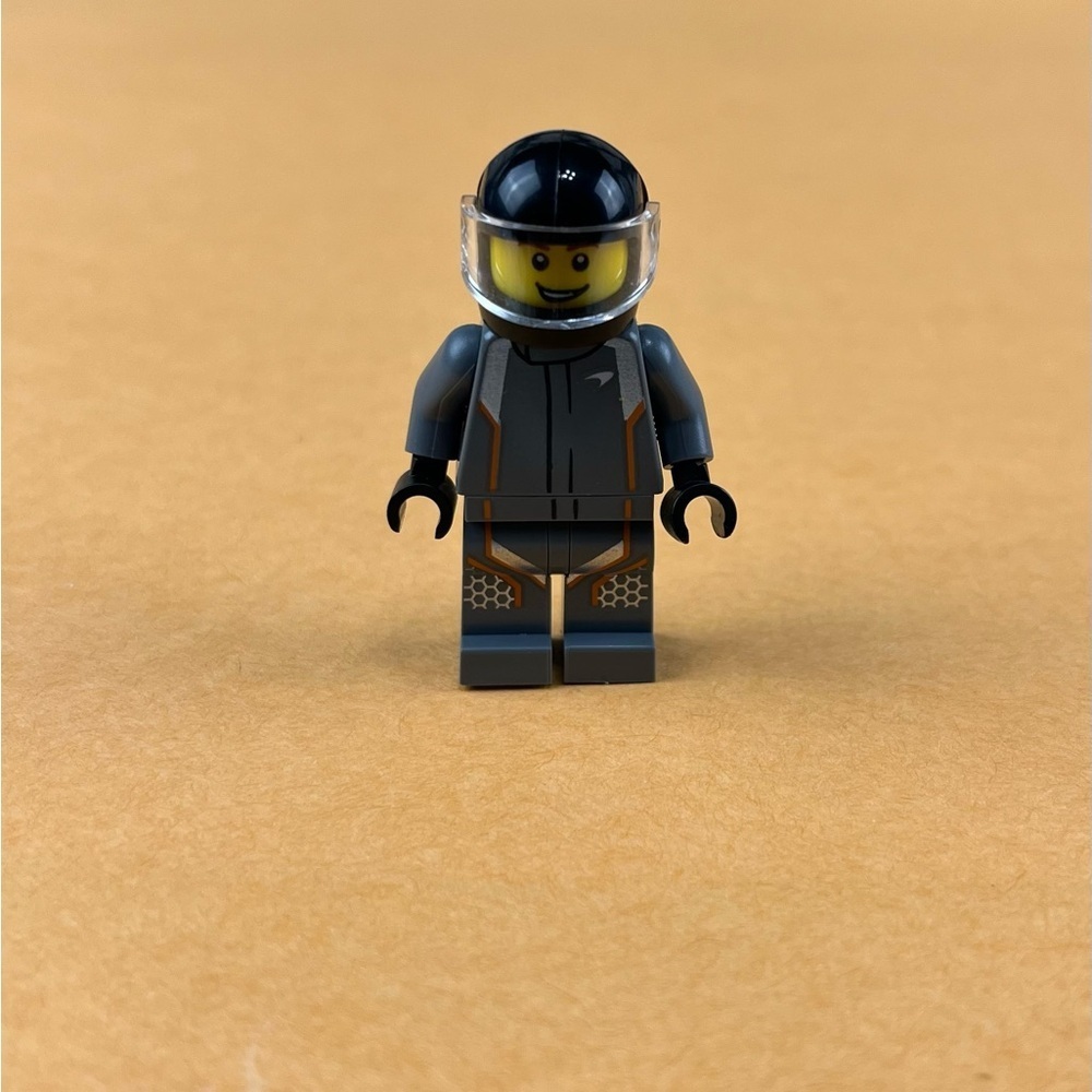 LEGO Mclaren Senna Race Car Driver Minifigure Speed Champions 2"